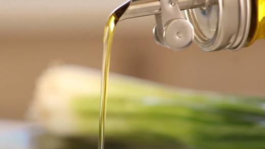 Pouring oil